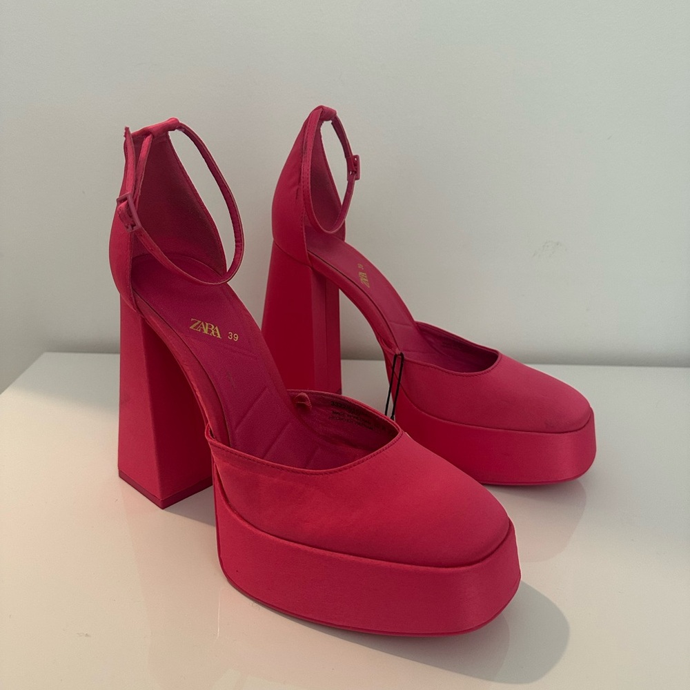 Zara | Pink Platform Heels ~ [Brand New]